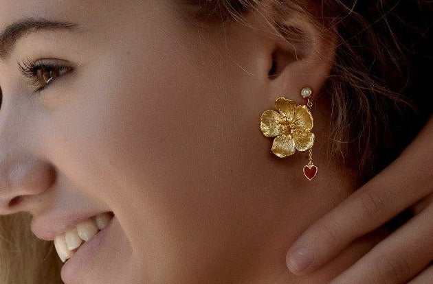 Buttercup Gold Flower Stud Earrings | Sustainable Jewellery by Ottoman Hands