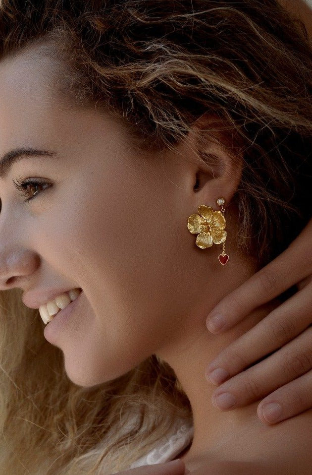 Buttercup Gold Flower Stud Earrings | Sustainable Jewellery by Ottoman Hands