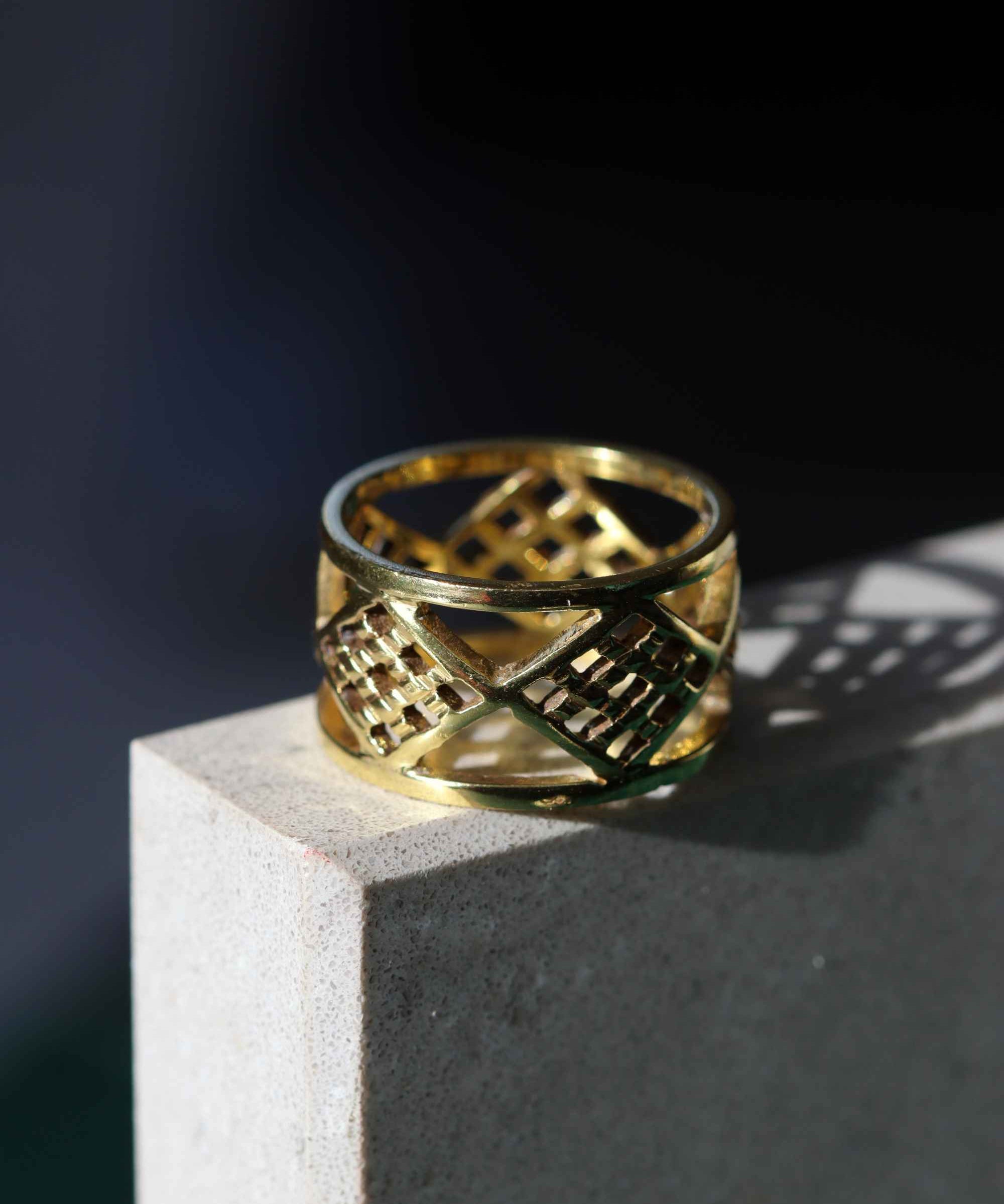 Zahak Castle Handcarved Ring | Sustainable Jewellery by Ottoman Hands