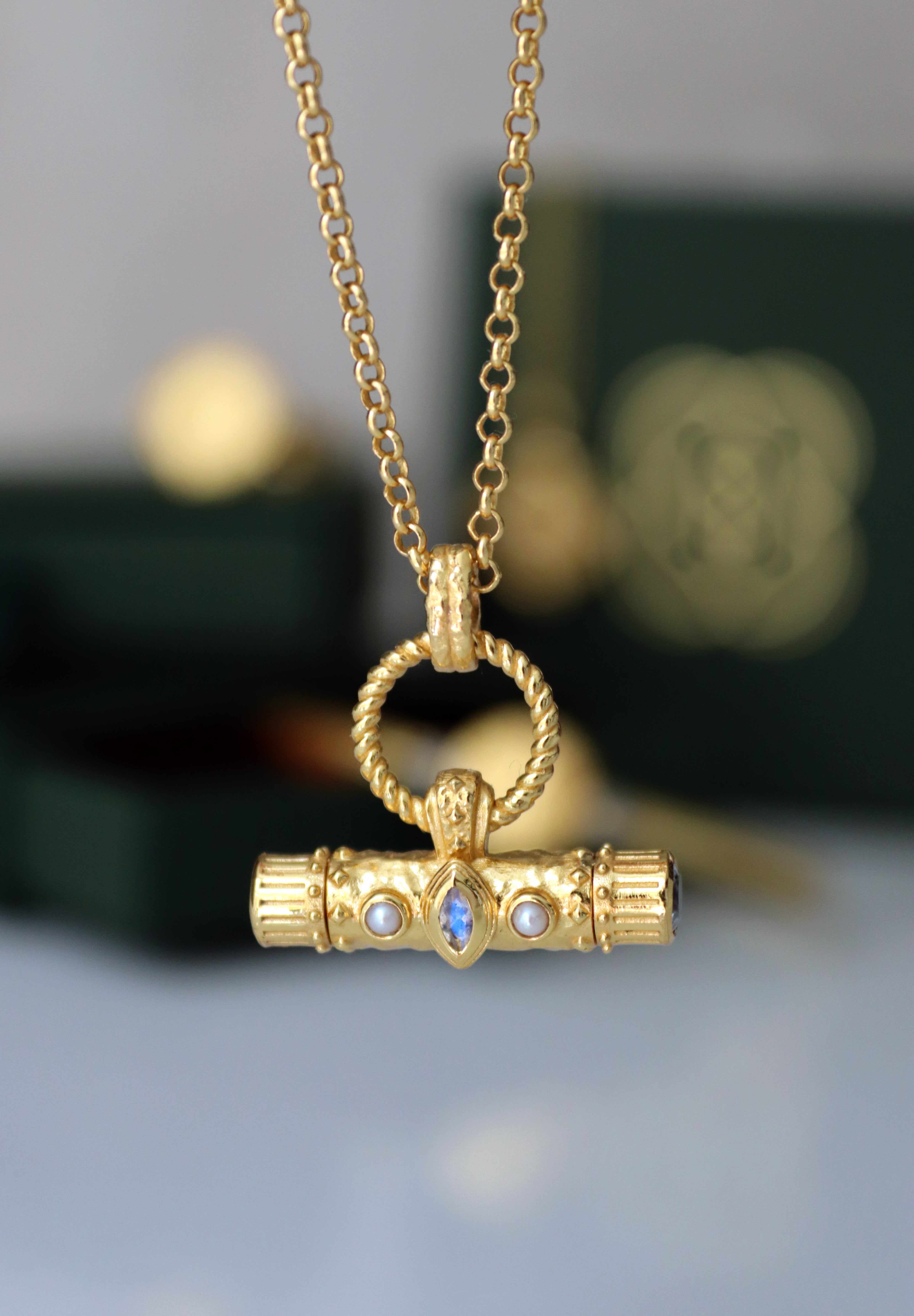 Amulet T-Bar Marquise Labradorite Necklace | Sustainable Jewellery by Ottoman Hands