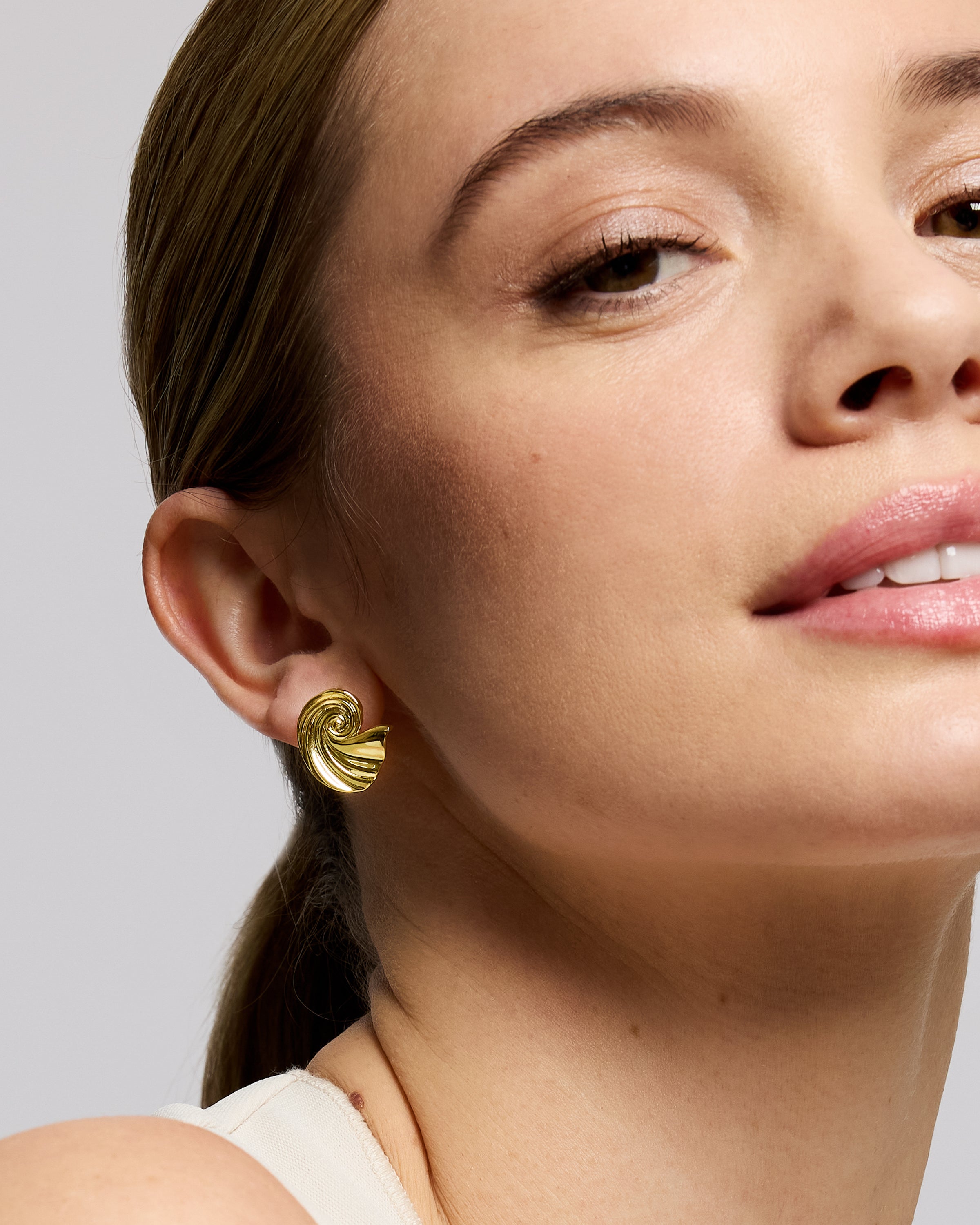 Waterproof Wave Stud Earrings | Sustainable Jewellery by Ottoman Hands