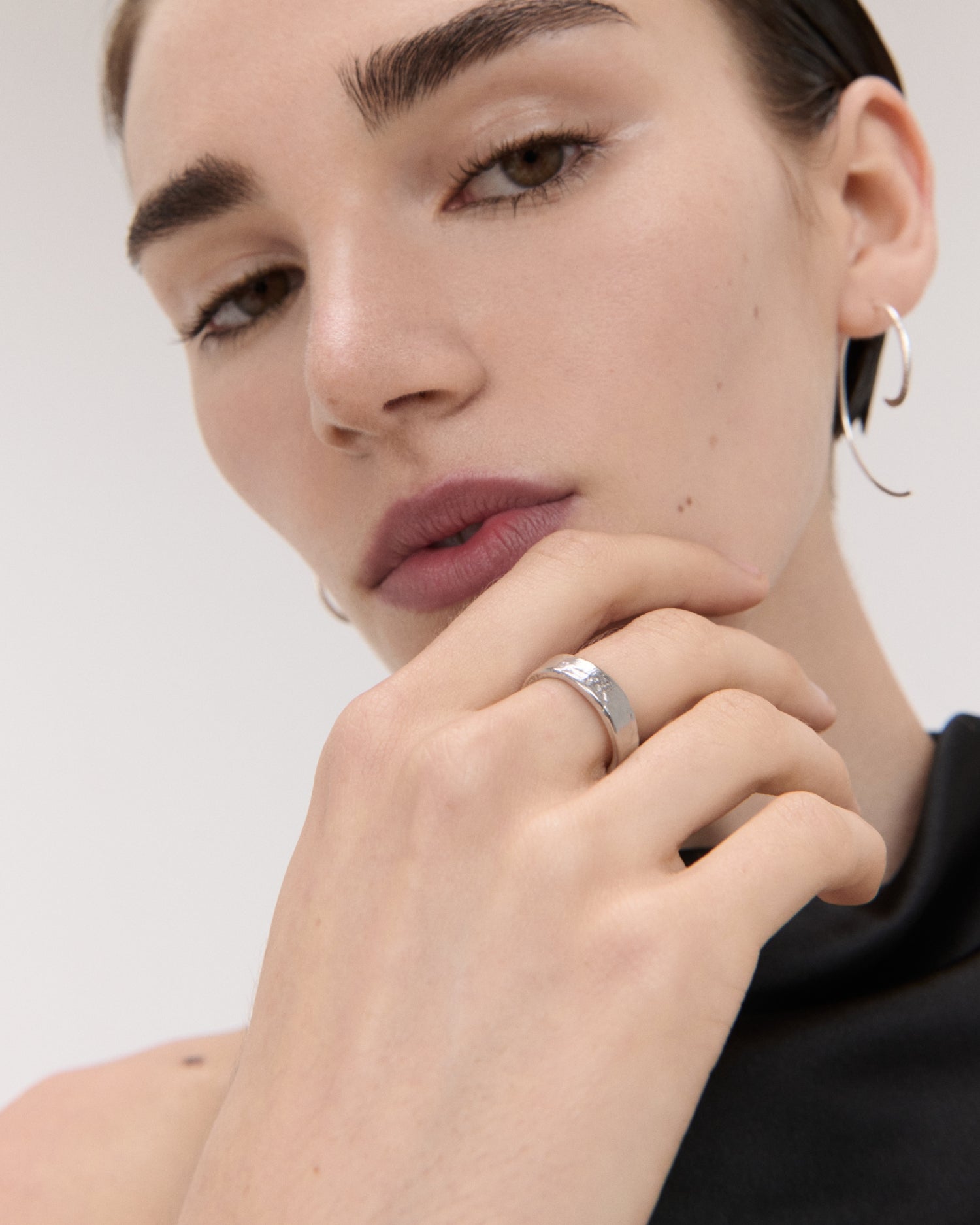 Dela Sterling Silver Band Ring| Ottoman Hands Jewellery