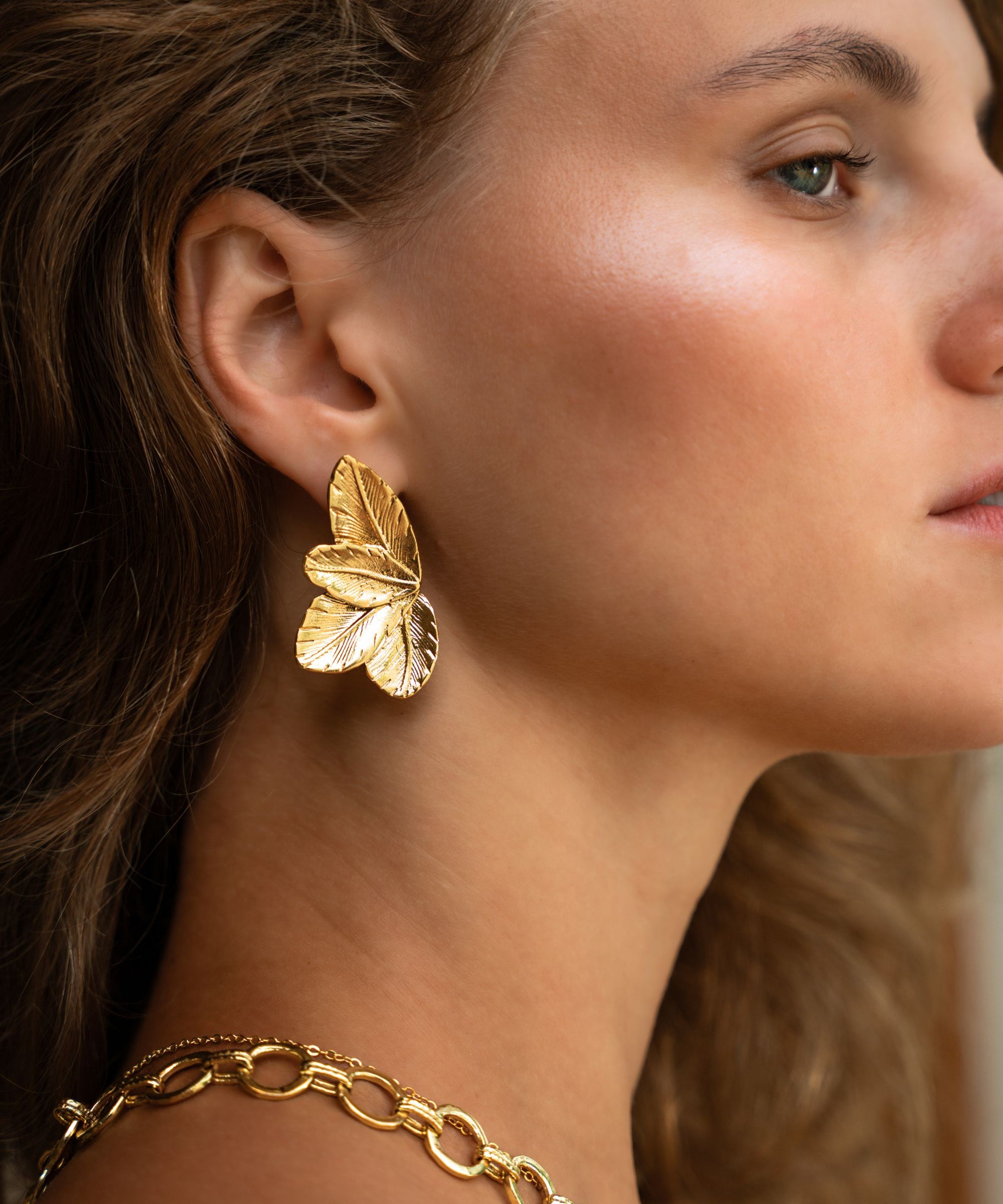 Eryn Gold Leaf Stud Earrings | Sustainable Jewellery by Ottoman Hands