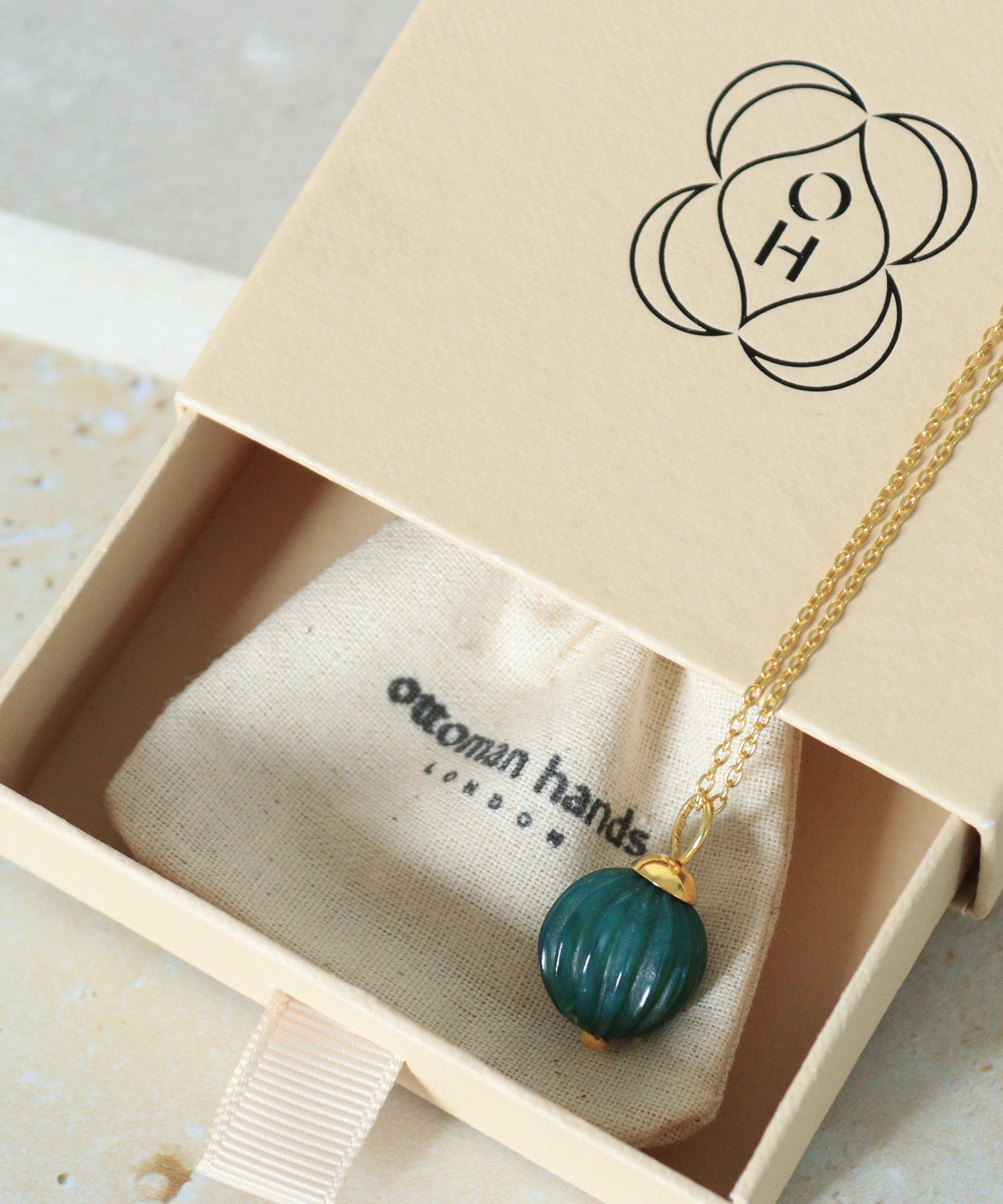 Kayra Green Agate Ball Pendant Necklace | Sustainable Jewellery by Ottoman Hands