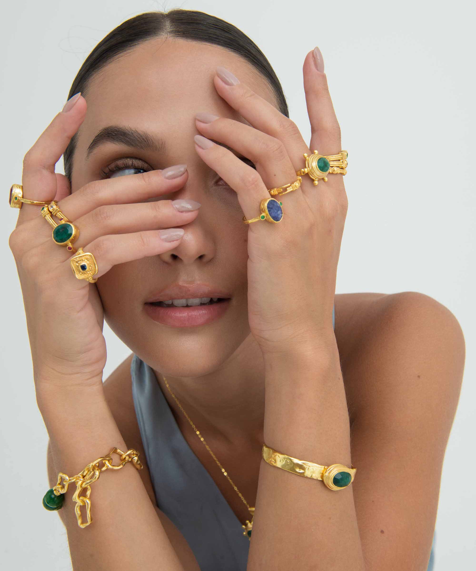Emerald Cuff Bracelet | Sustainable Jewellery by Ottoman Hands