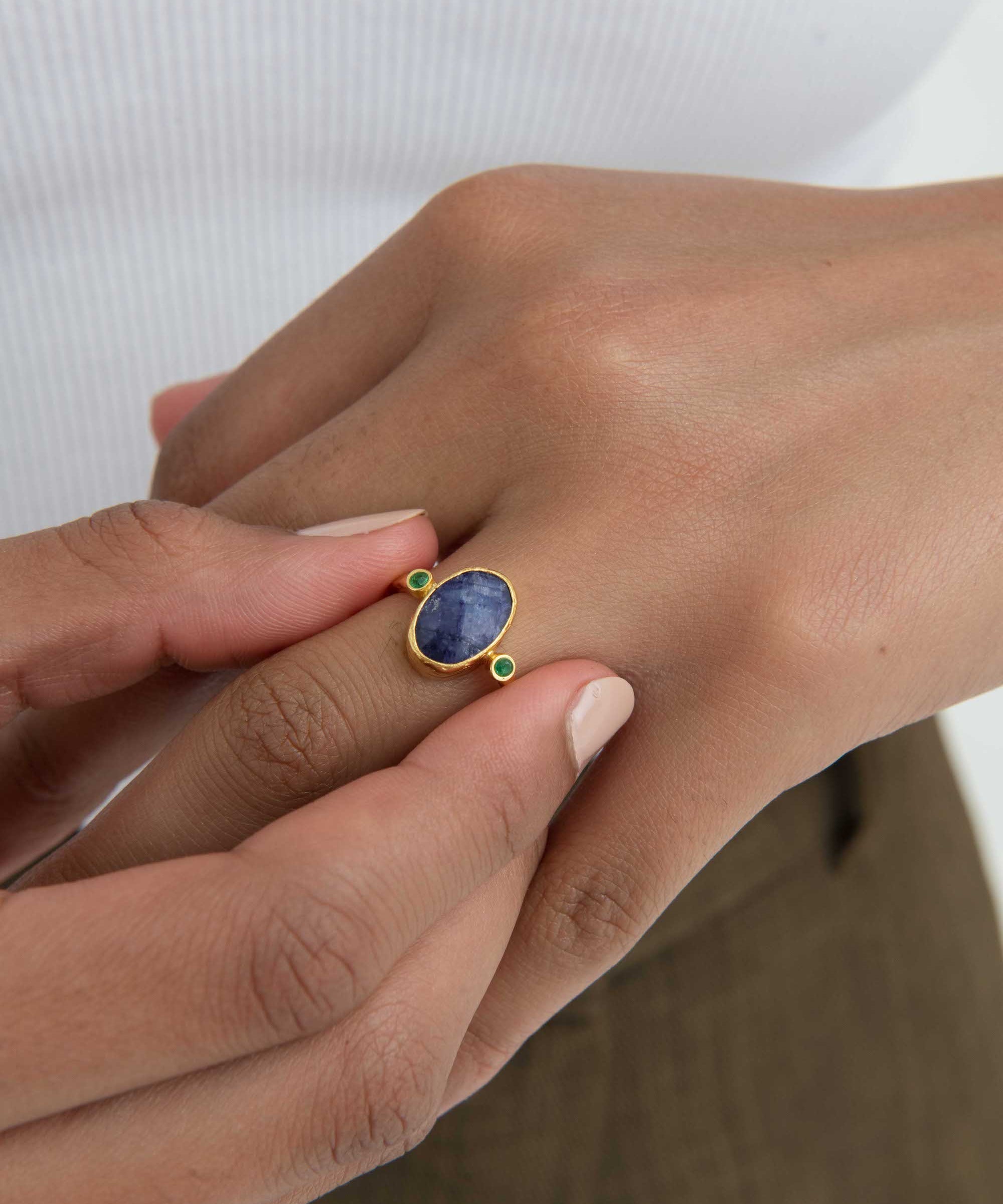 Lucia Sapphire Cocktail Ring | Sustainable Jewellery by Ottoman Hands