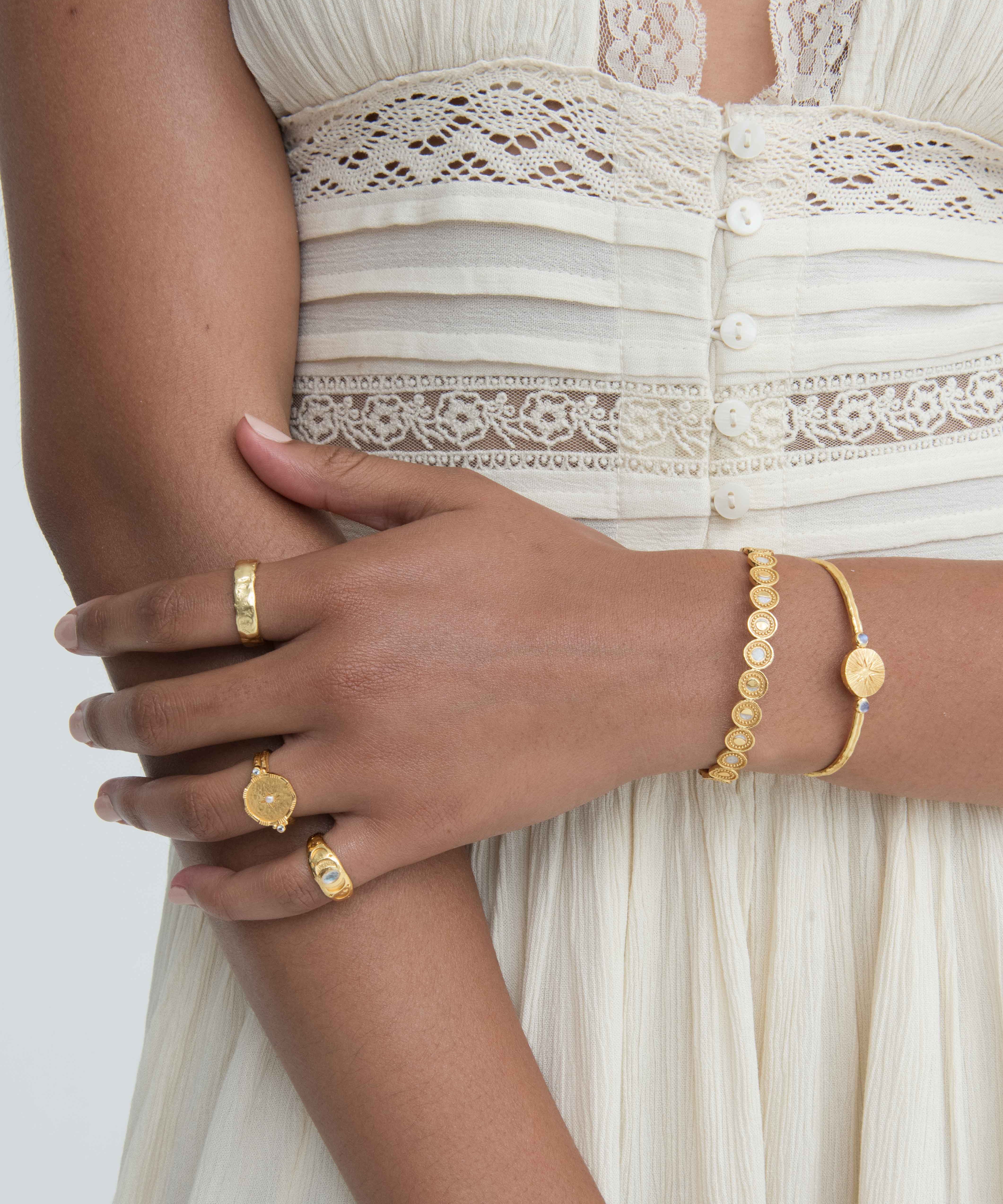 Moonstone Band Ring | Sustainable Jewellery by Ottoman Hands