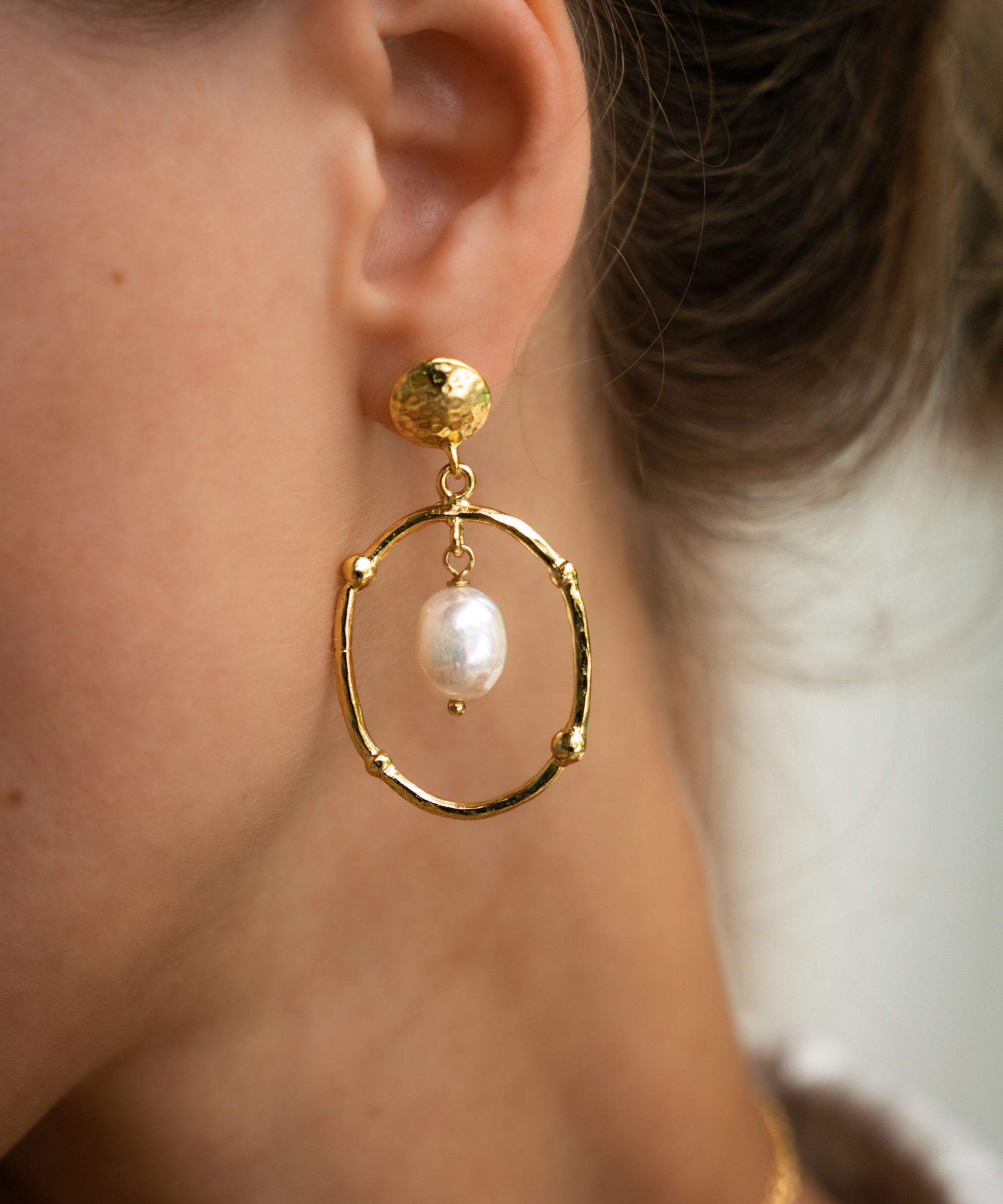 Sloane Pearl Drop Stud Earrings | Sustainable Jewellery by Ottoman Hands