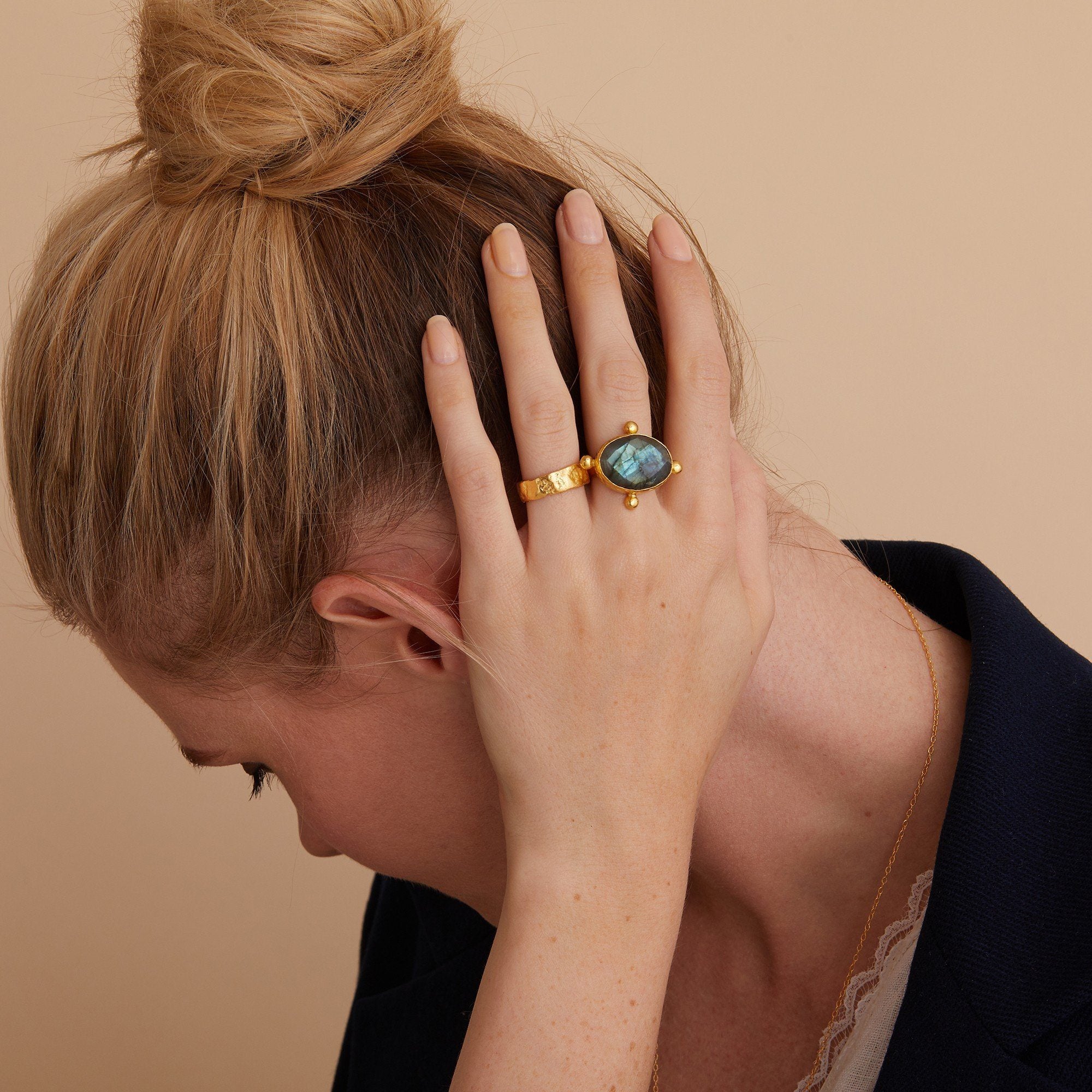 Remi Labradorite Cocktail Ring | Sustainable Jewellery by Ottoman Hands