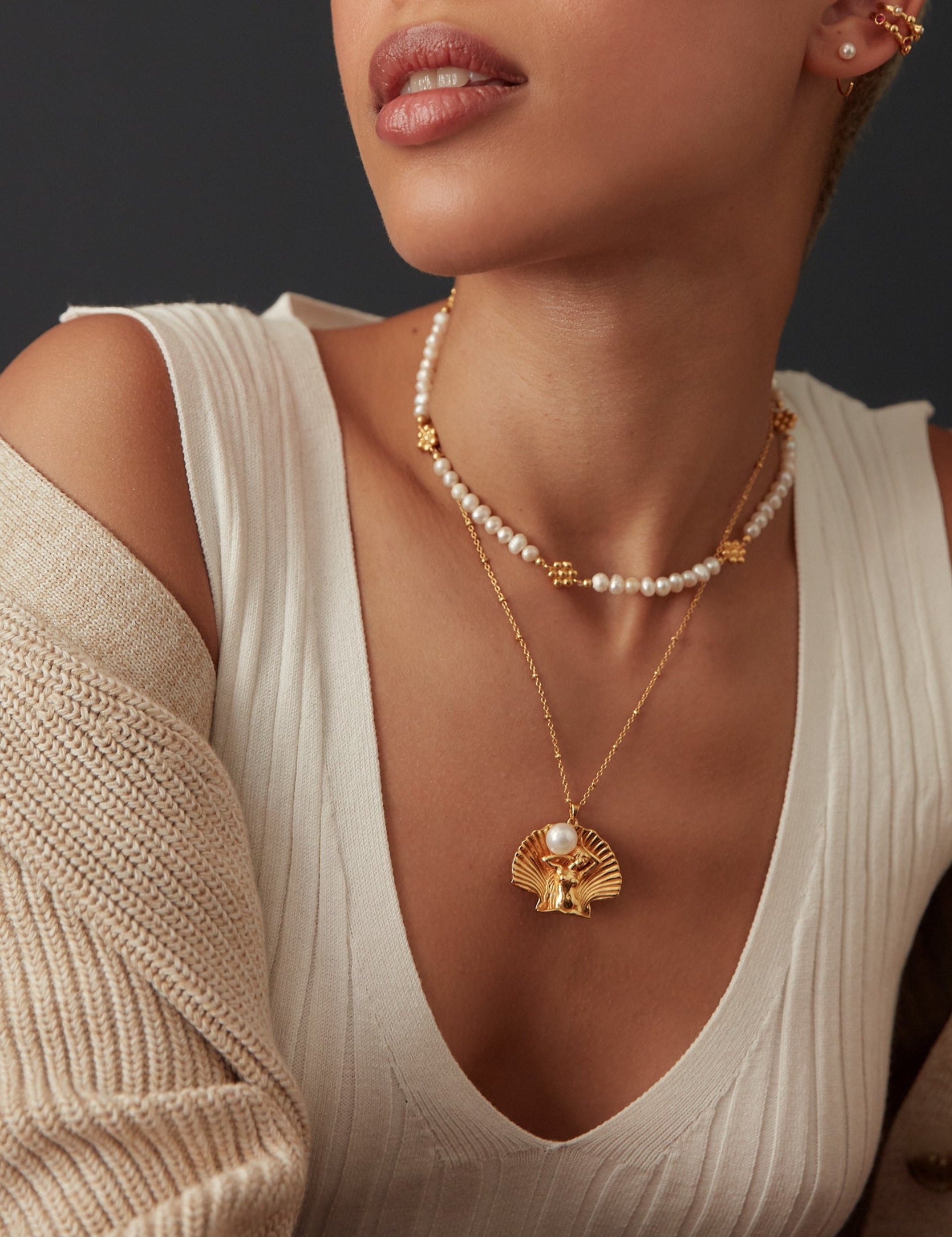 Goddess Aphrodite Pearl Pendant Necklace | Sustainable Jewellery by Ottoman Hands