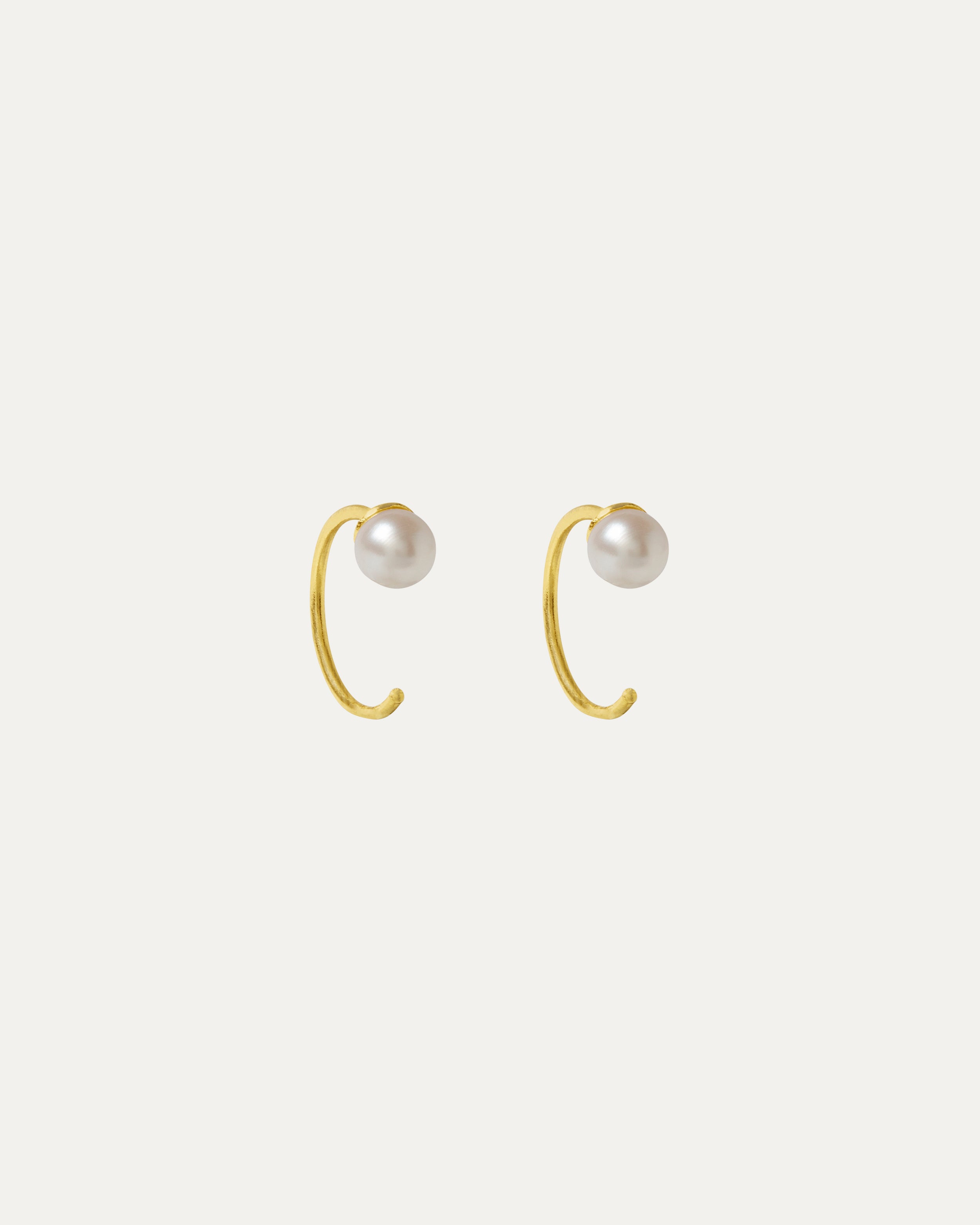 Nora Pearl Pull Through Earrings | Sustainable Jewellery by Ottoman Hands