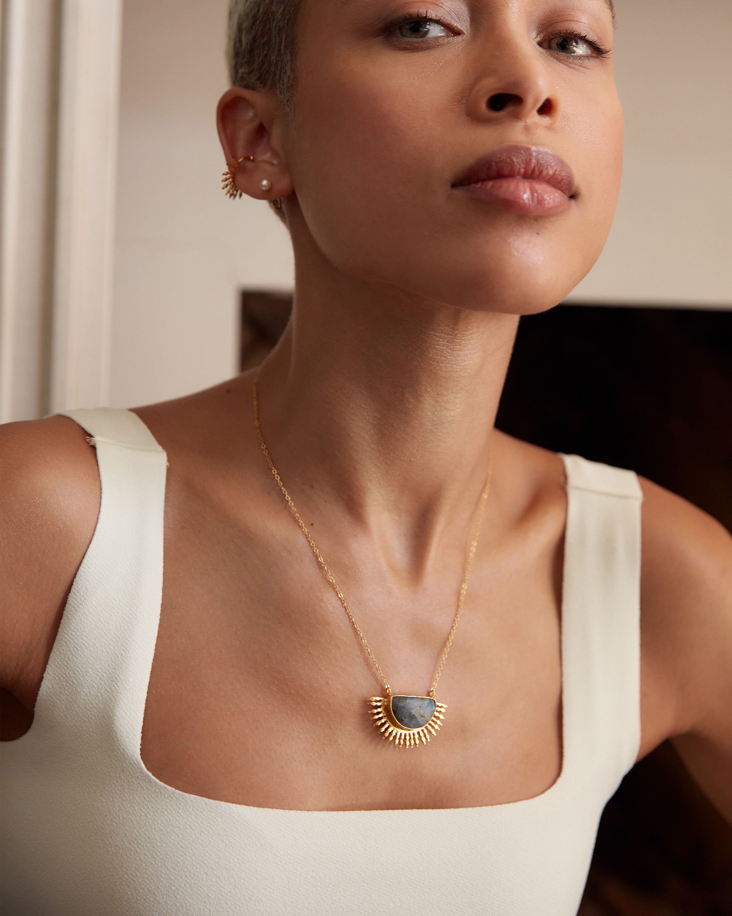 Sunrise Labradorite Pendant Necklace | Sustainable Jewellery by Ottoman Hands