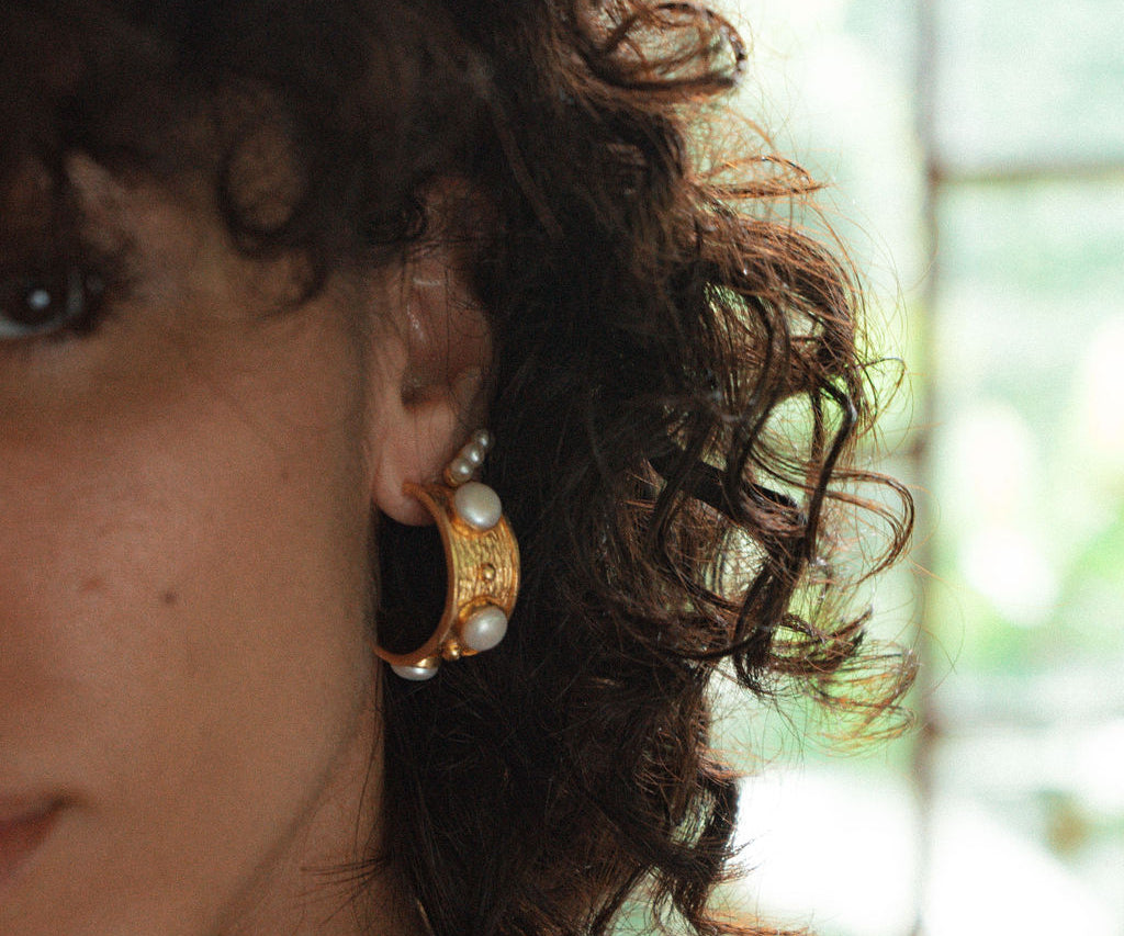 Della Pearl Hoop Earrings | Sustainable Jewellery by Ottoman Hands